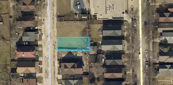 2636 HUBBARD STREET, Milwaukee, WI 53212