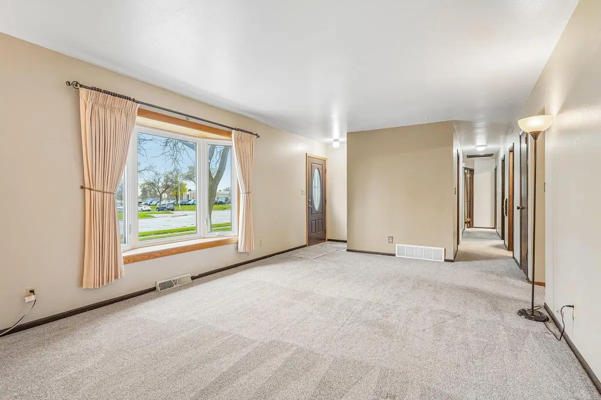 11830 Florist AVENUE, Milwaukee, WI 53225 - #1