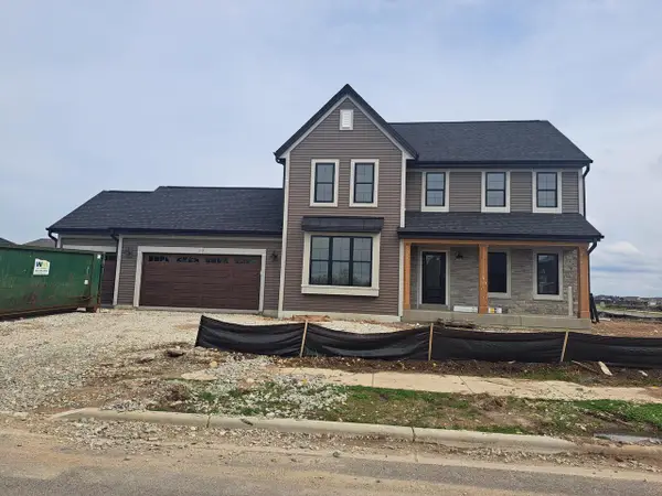 1733 Hammock LANE, Oconomowoc, WI 53066