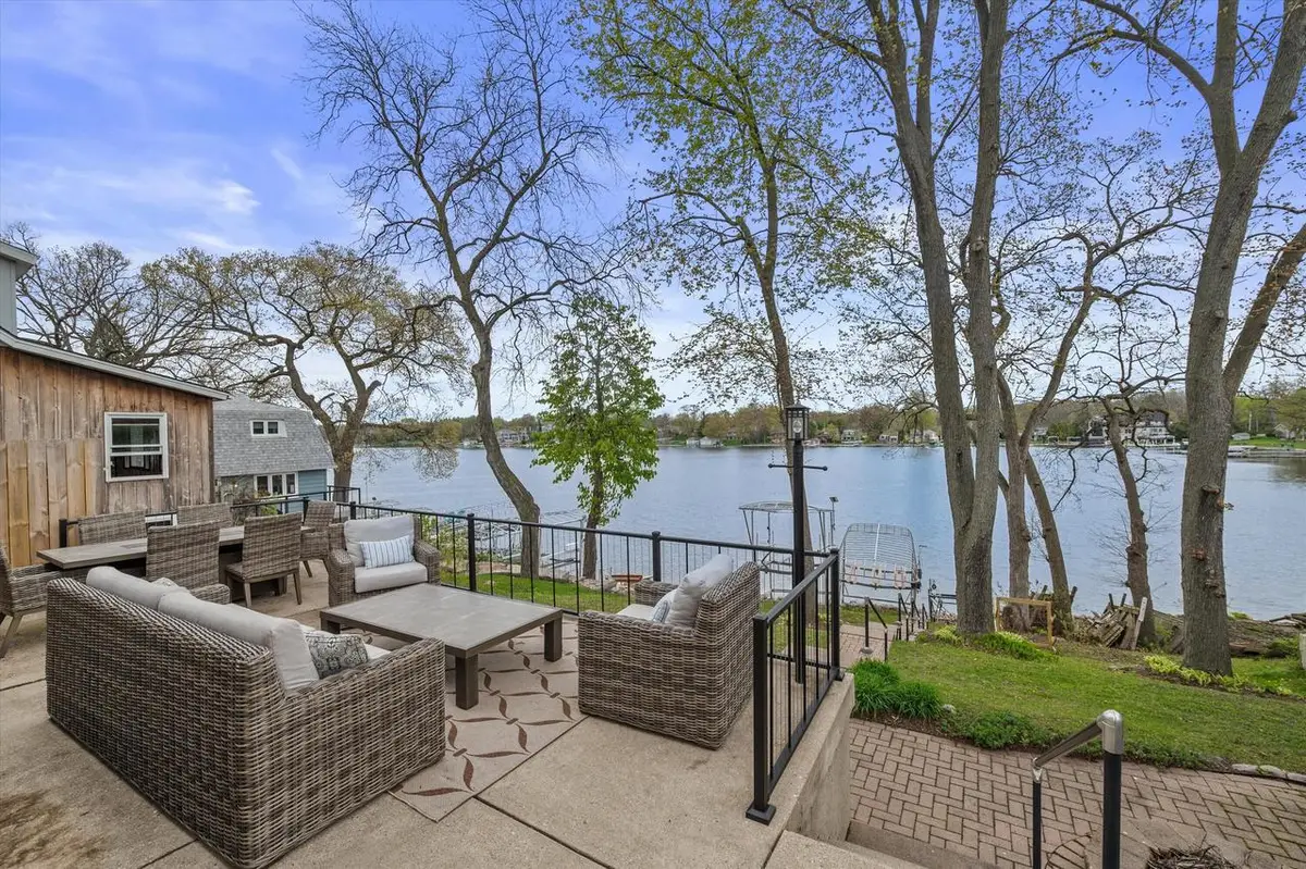 W342N4870 Lindy LANE, Nashotah, WI 53058 - #1