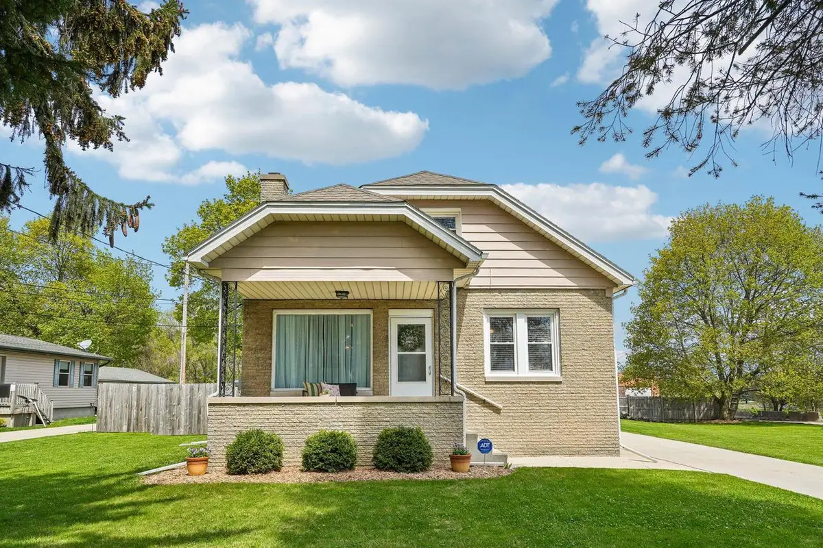 2670 4 1/2 Mile ROAD, Racine, WI 53402 - #1