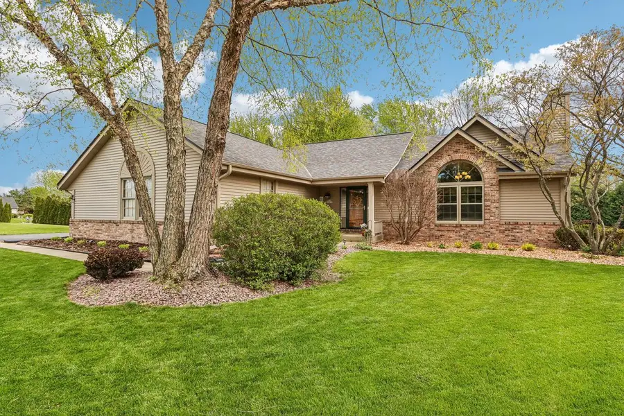 N53W15415 Balsam DRIVE, Menomonee Falls, WI 53051 - #2