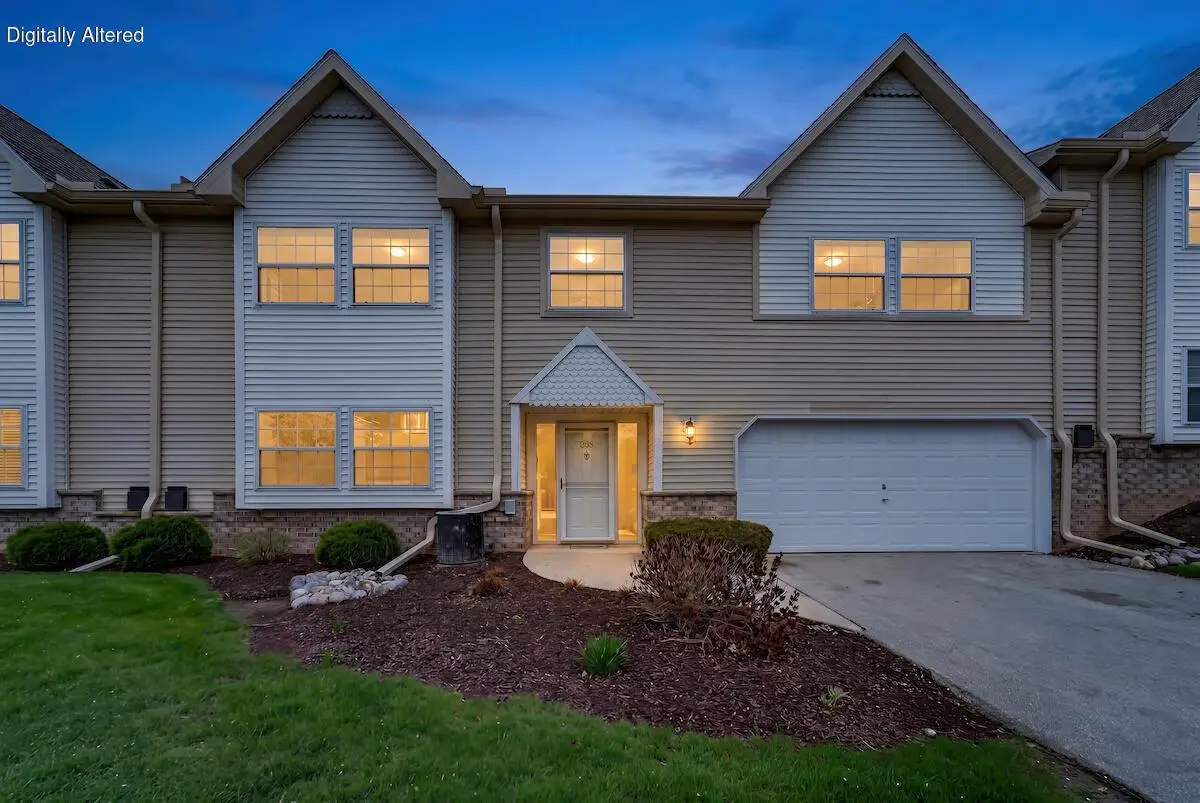 390 Dustin DRIVE, Brookfield, WI 53045 - #1