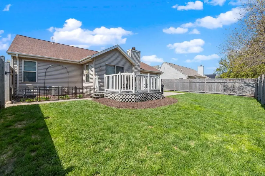 572 Nordic COURT, Slinger, WI 53086 - #2