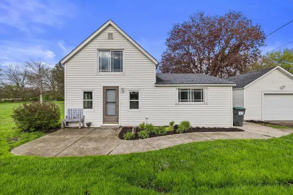 8200 312th AVENUE, Burlington, WI 53105