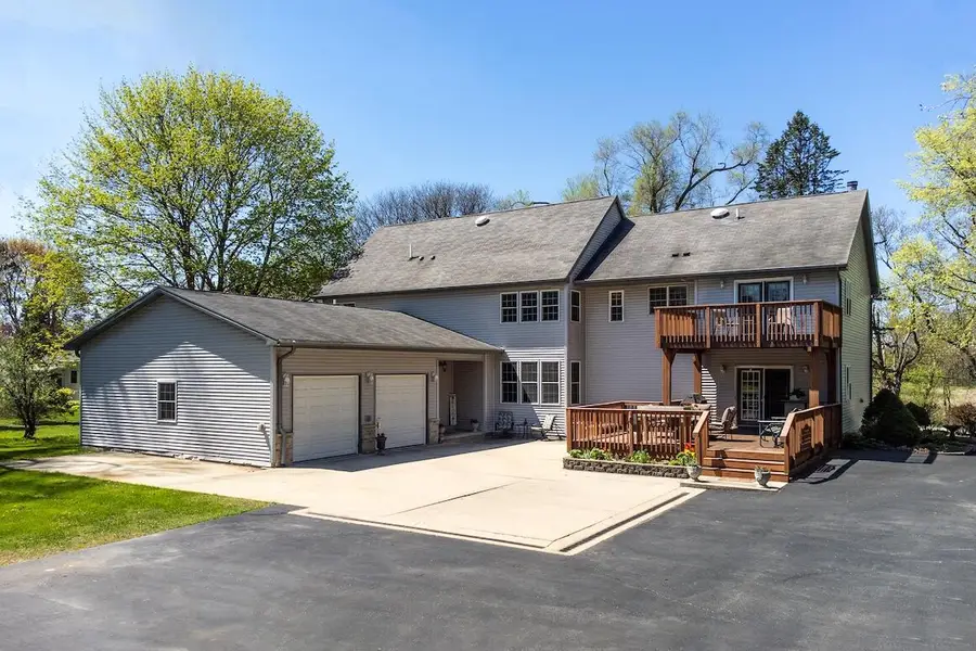 W329N4072 Lakeland DRIVE, Nashotah, WI 53058 - #2