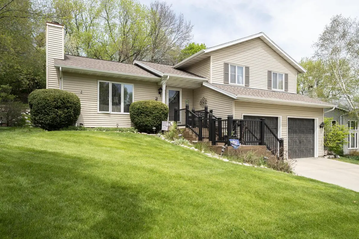 204 Cambridge AVENUE, Waukesha, WI 53188 - #1