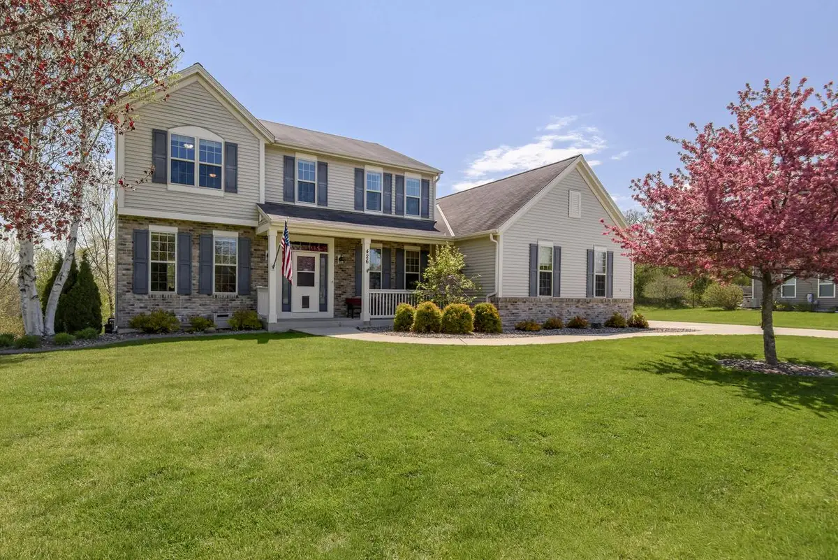 426 Augusta DRIVE, Mukwonago, WI 53149 - #1
