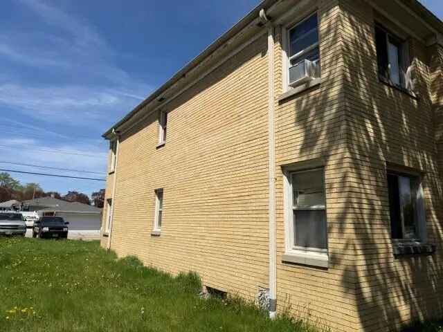 4579 N 76th STREET, Milwaukee, WI 53218 - #3