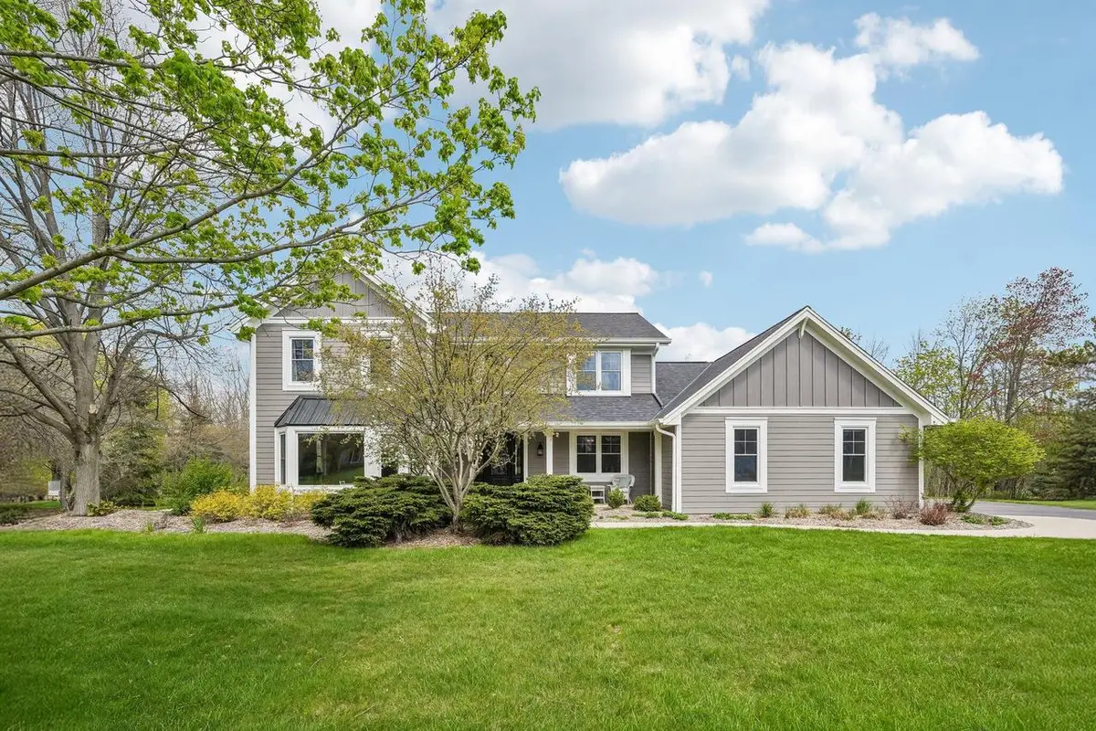 1722 Thrush LANE, Mequon, WI 53092 - #1