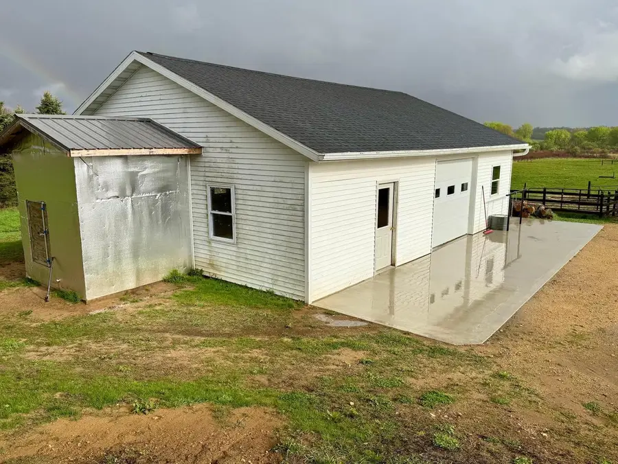 N8550 State Road 44, Pardeeville, WI 53954 - #3