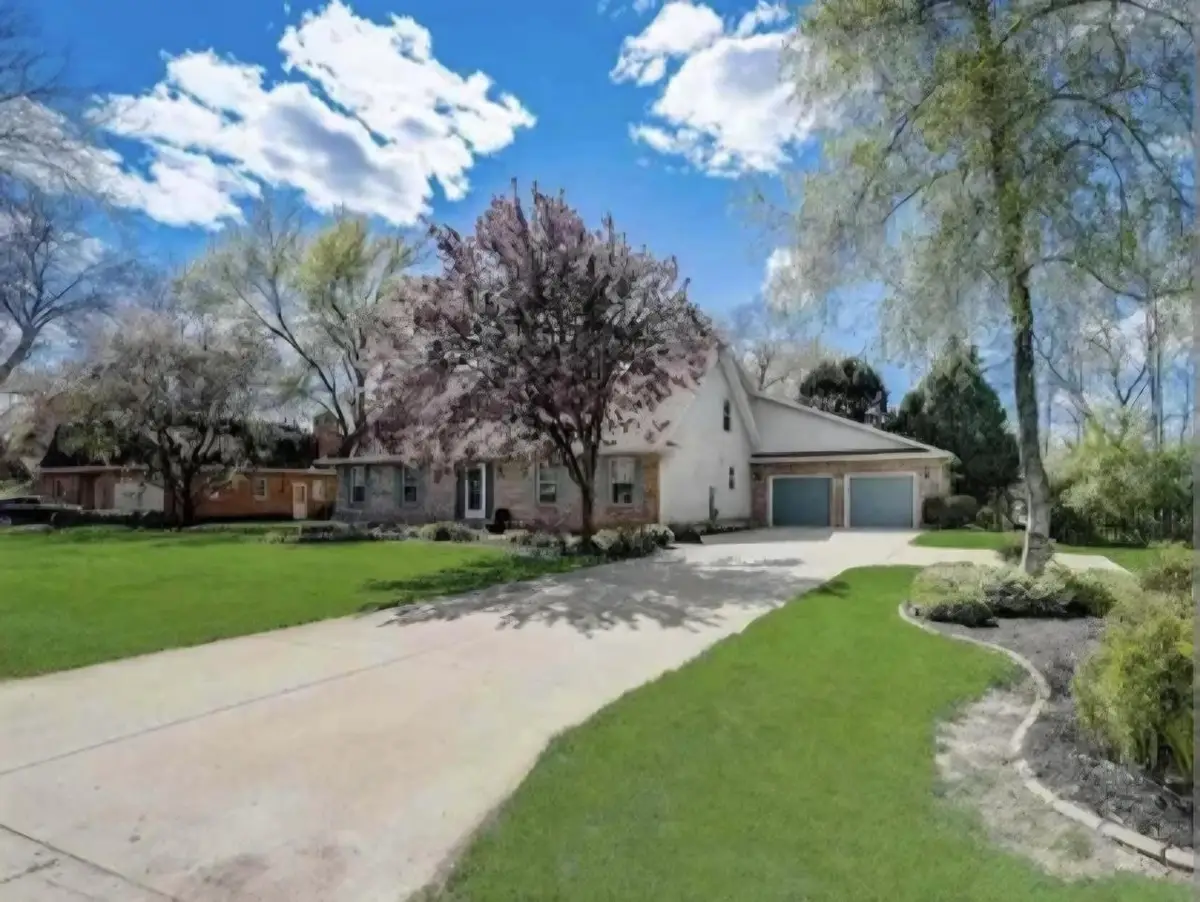 904 Lake Shore DRIVE, Beaver Dam, WI 53916 - #1