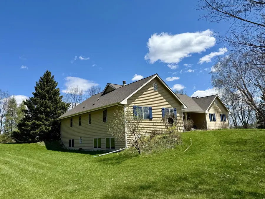 N6383 Hickory Cross, Plymouth, WI 53073 - #3