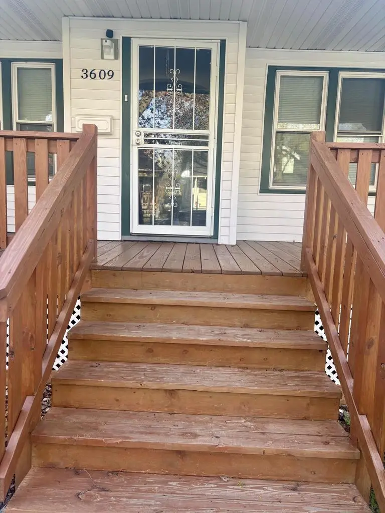 24th 3609 PLACE, Milwaukee, WI 53206 - #3