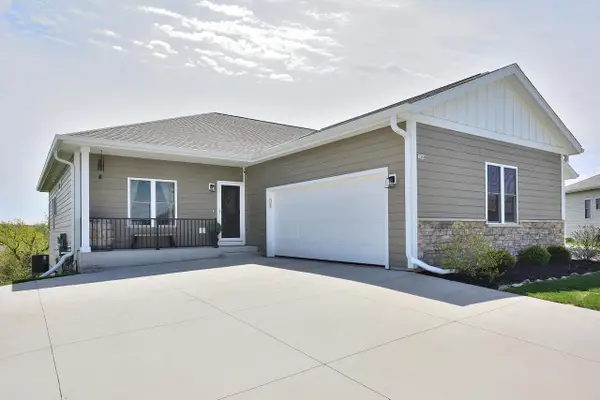 1358 Scenic Pointe COURT, Hartford, WI 53027