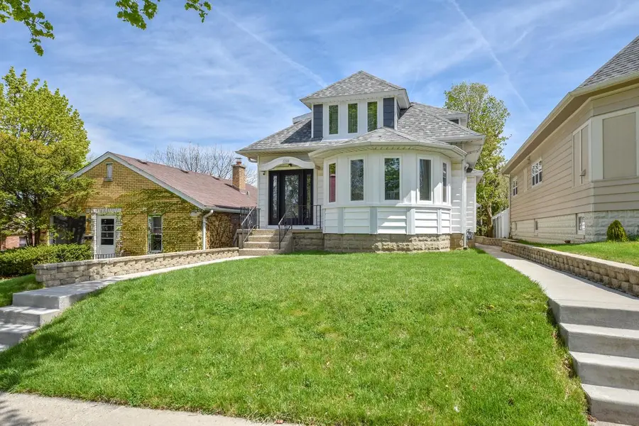 3306 14th STREET, Milwaukee, WI 53215 - #2
