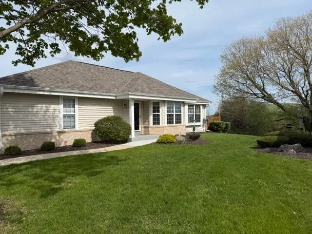 N97W14151 Knollcrest CIRCLE, Germantown, WI 53022 - #2