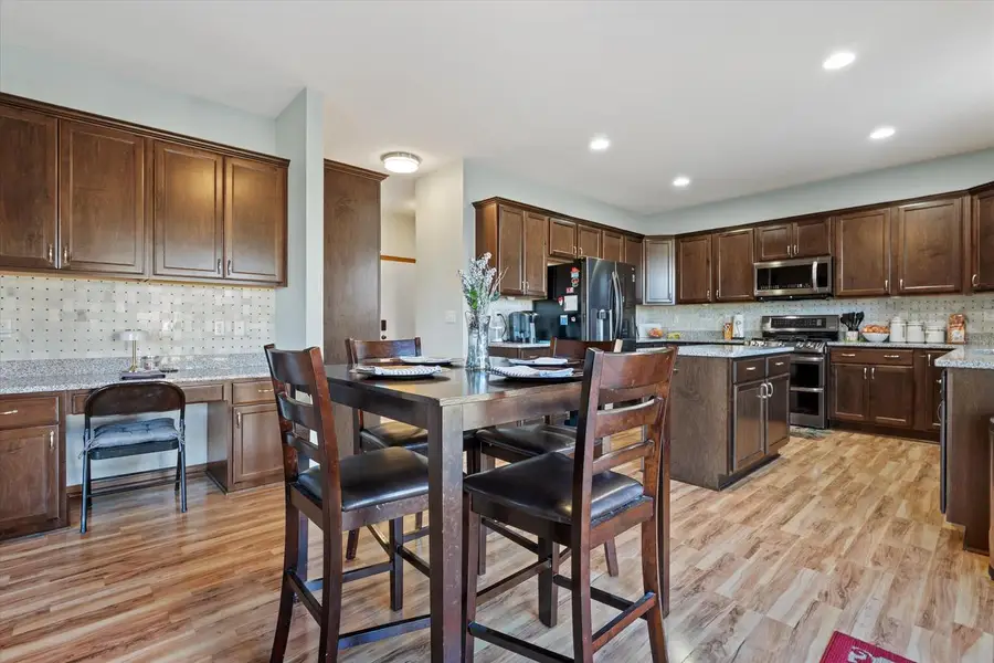 N42W22770 Beacon COURT, Pewaukee, WI 53072 - #3