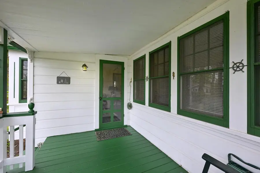 133 West Spring DRIVE, Twin Lakes, WI 53181 - #2