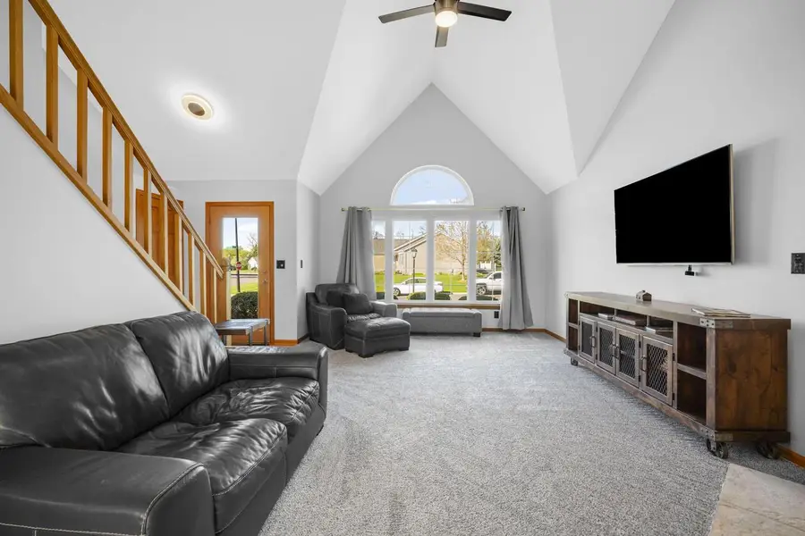 W143N9776 Ridgewood LANE, Germantown, WI 53022 - #3