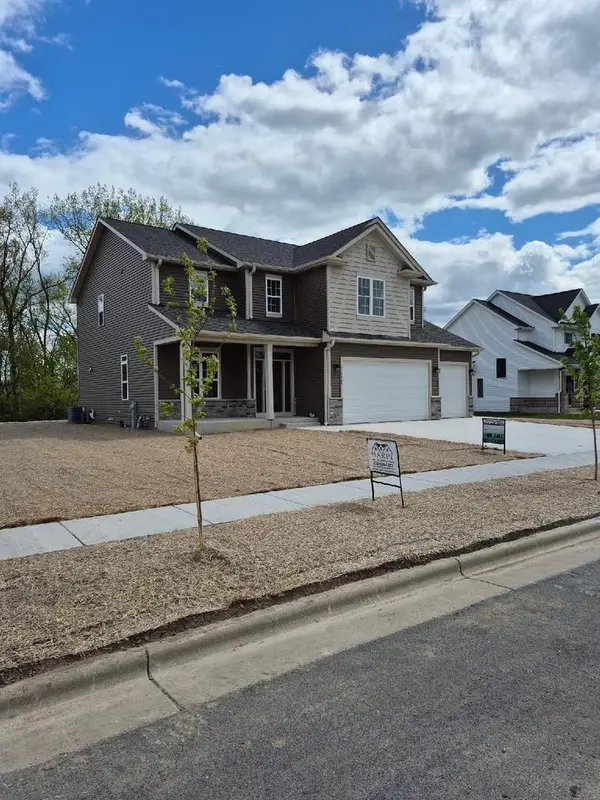 2264 Ravenswood ROAD, Burlington, WI 53105