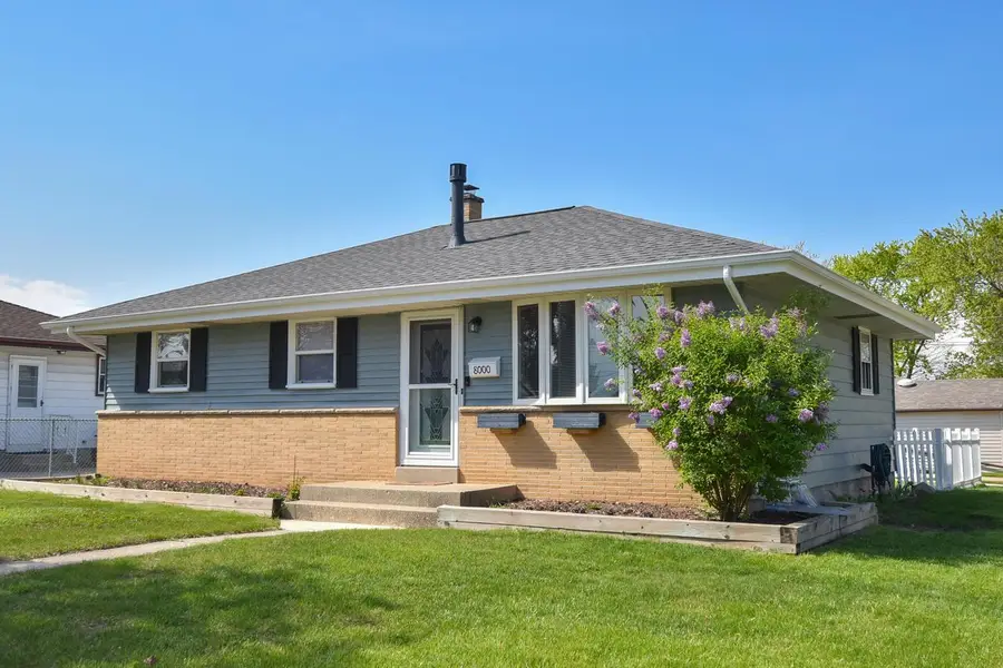 8000 Van Beck AVENUE, Milwaukee, WI 53220 - #2