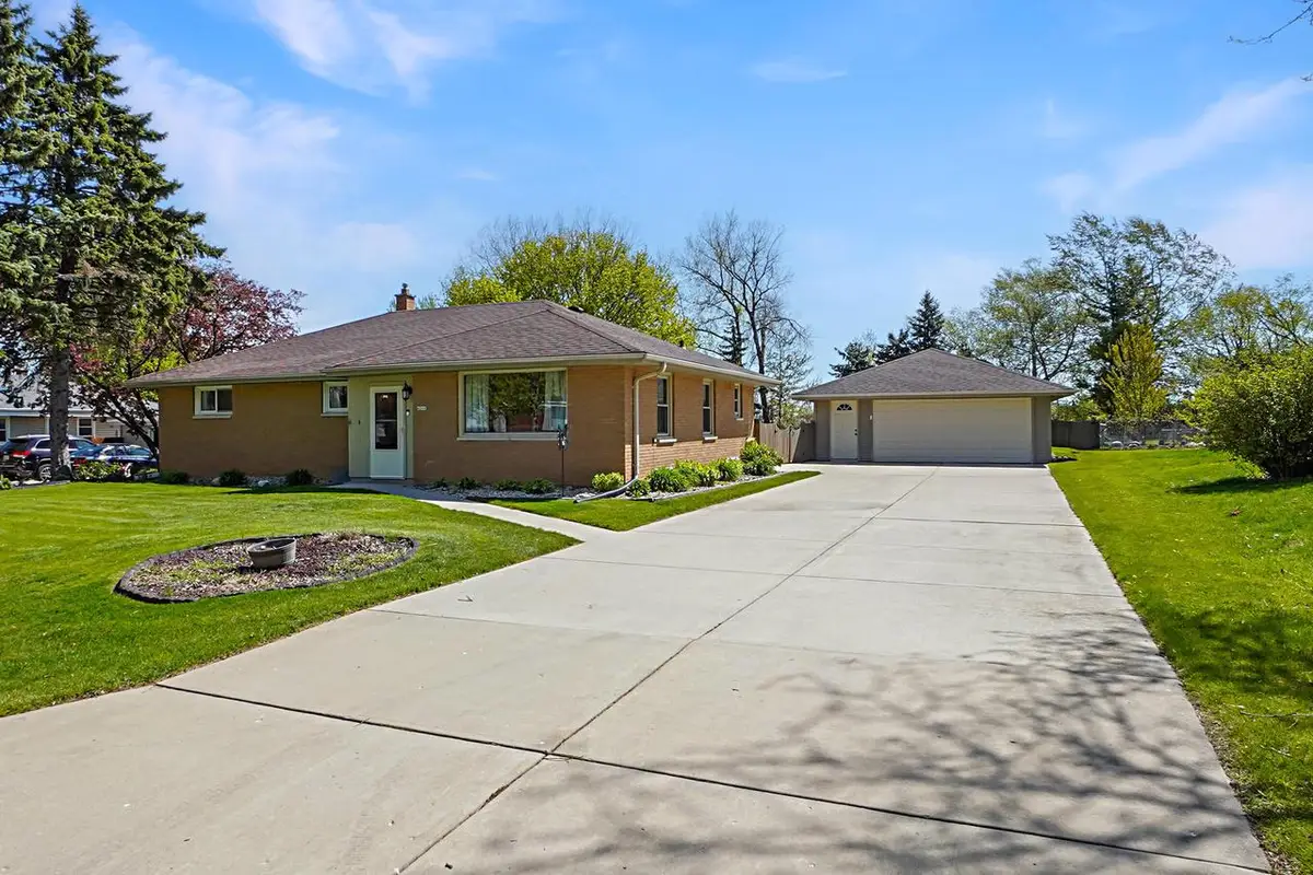 4266 78th STREET, Greenfield, WI 53220 - #1