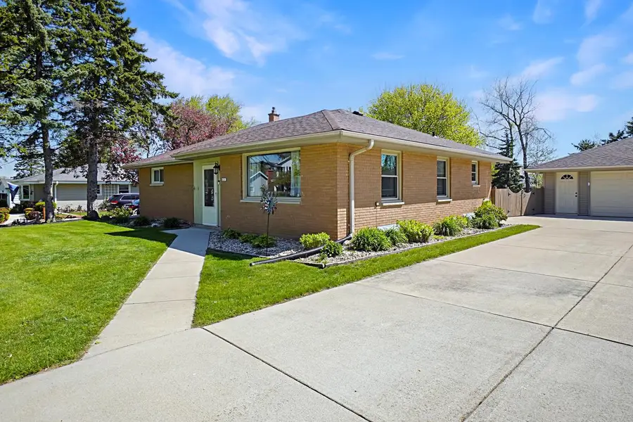 4266 78th STREET, Greenfield, WI 53220 - #2