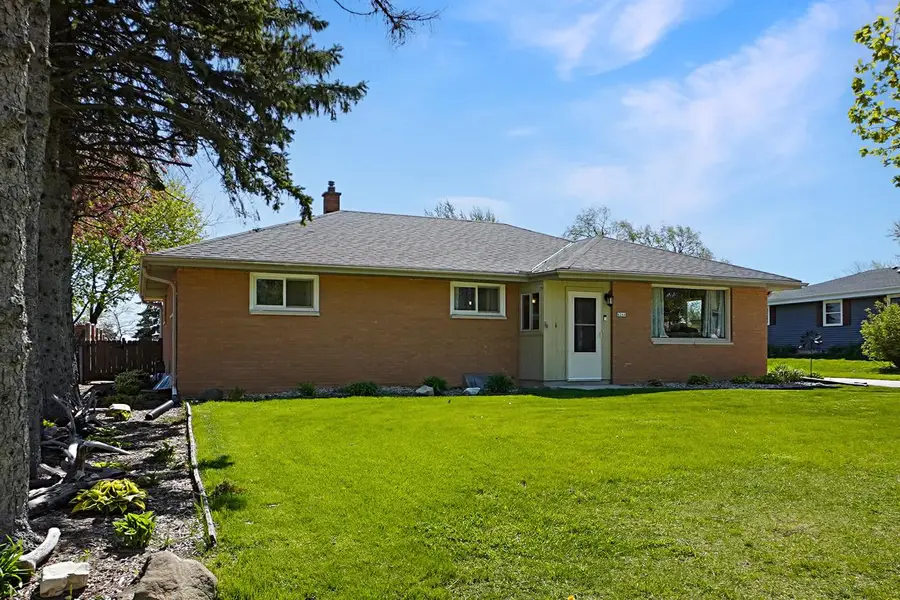 4266 78th STREET, Greenfield, WI 53220 - #3
