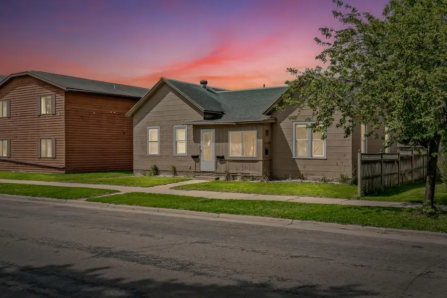 1433-1435 Caledonia STREET, La Crosse, WI 54603 - #2