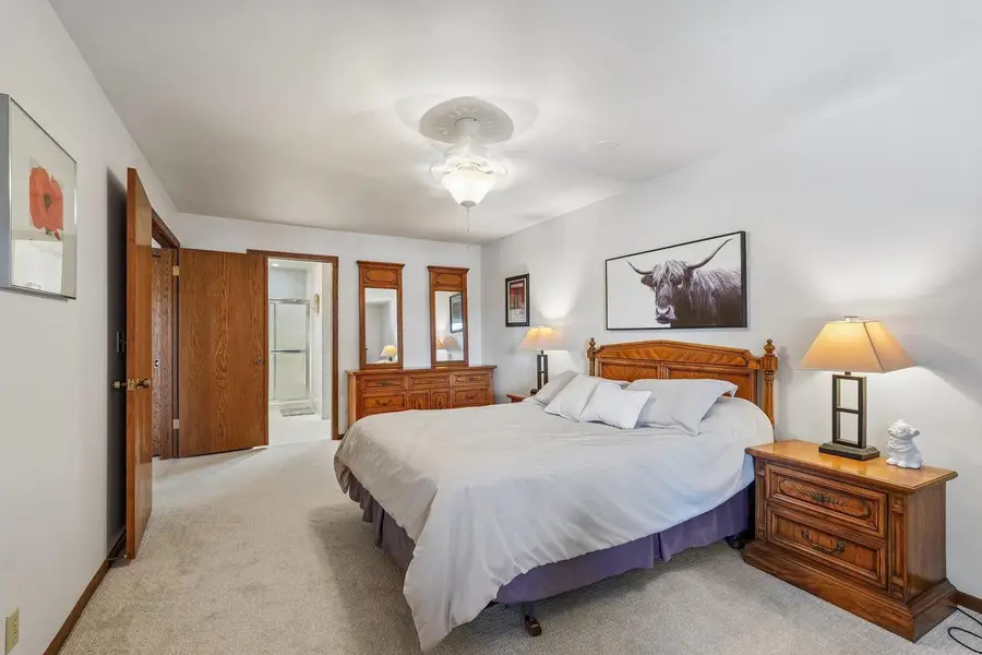 2101 Good Hope ROAD #210, Glendale, WI 53209 - #3