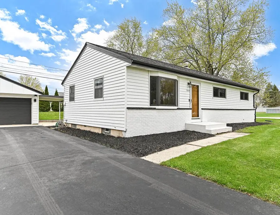 3351 Carol COURT, Oak Creek, WI 53154 - #2