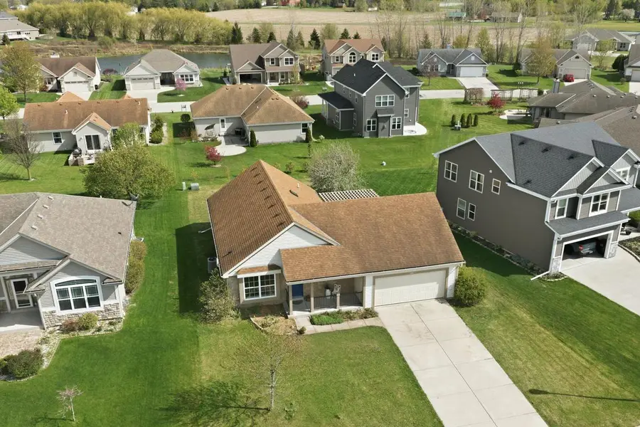 3837 Scenic WAY, Franksville, WI 53126 - #2