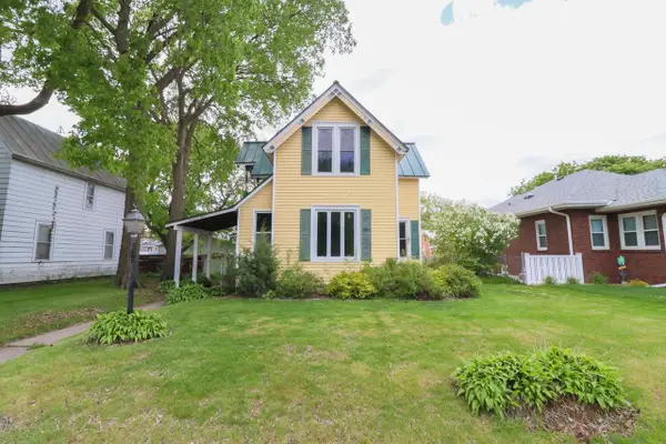 1608 West AVENUE, La Crosse, WI 54601