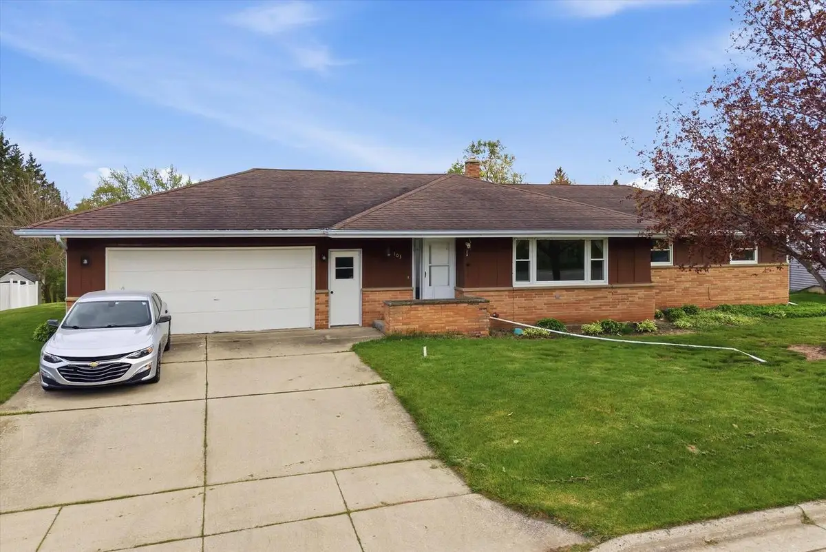 103 Prospect STREET, Plymouth, WI 53073 - #1