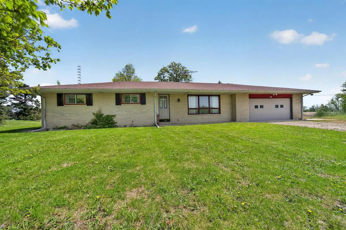 1169 Highway 120, Burlington, WI 53105 - #1