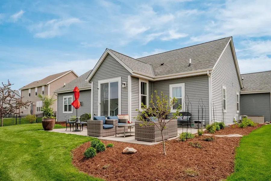 634 Westlawn AVENUE, Mukwonago, WI 53149 - #2