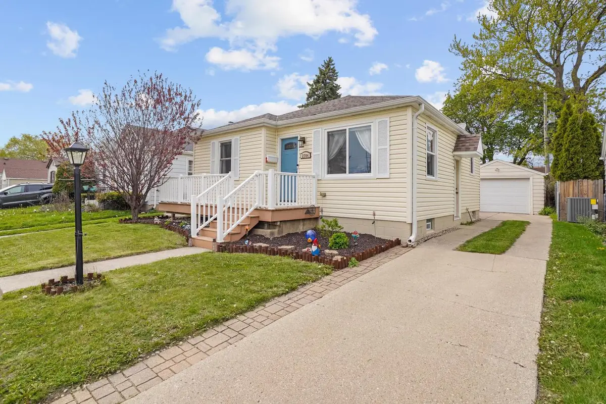 2704 Dwight STREET, Racine, WI 53403 - #1