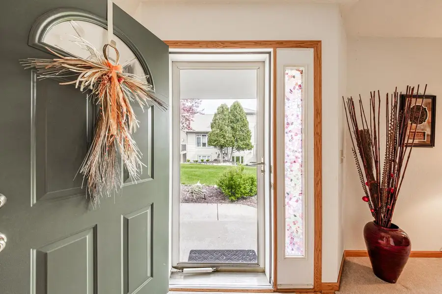 W264N2062 Deer Haven COURT #Unit #1, Pewaukee, WI 53072 - #3