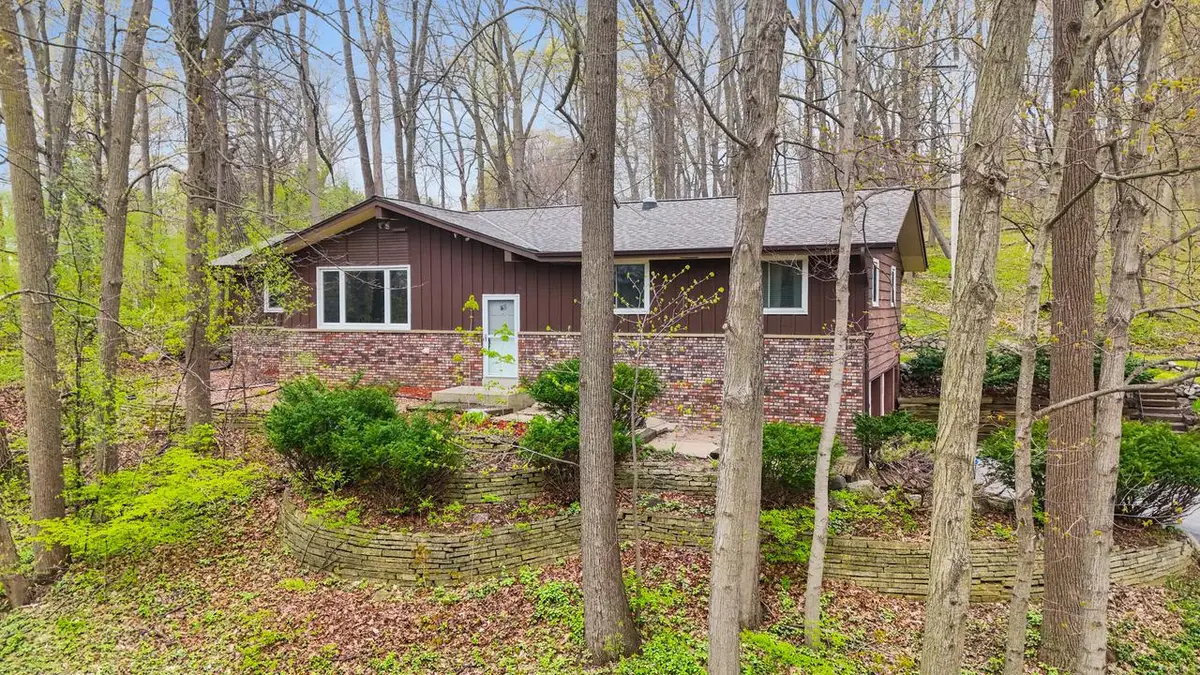 21195 Mary Lynn DRIVE, Brookfield, WI 53045 - #1