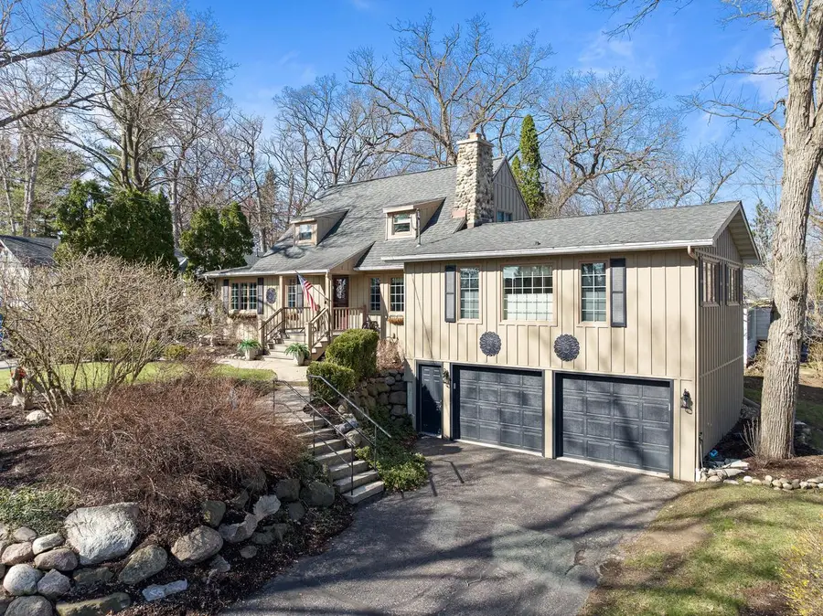 1010 Jenkins DRIVE, Fontana, WI 53125 - #3