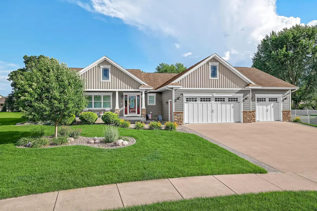 4026 Pineview STREET, Onalaska, WI 54650 - #1