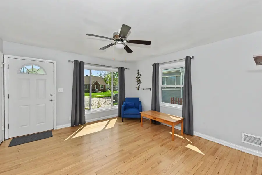 3843 5th PLACE, Milwaukee, WI 53207 - #3