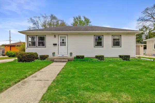 2921 Winthrop AVENUE, Racine, WI 53403