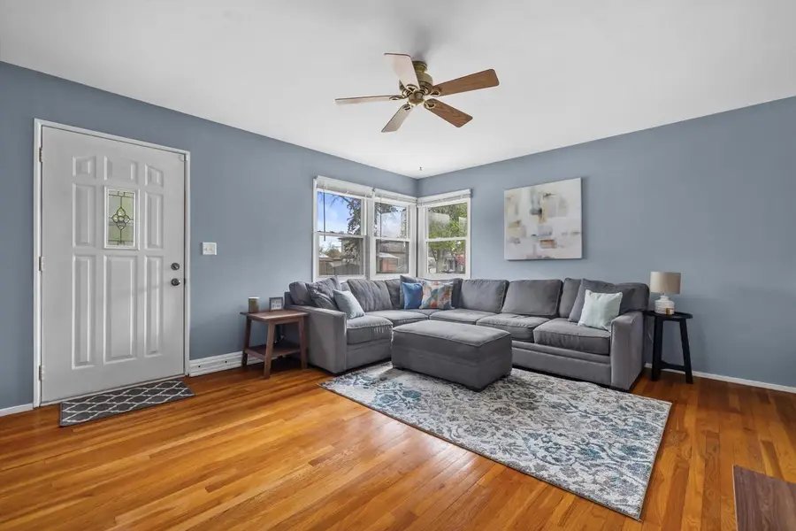 2921 Winthrop AVENUE, Racine, WI 53403 - #3
