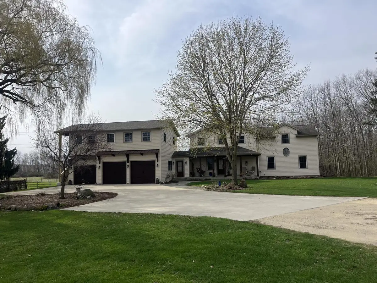 8817 Cedar Sauk ROAD, Saukville, WI 53080 - #1