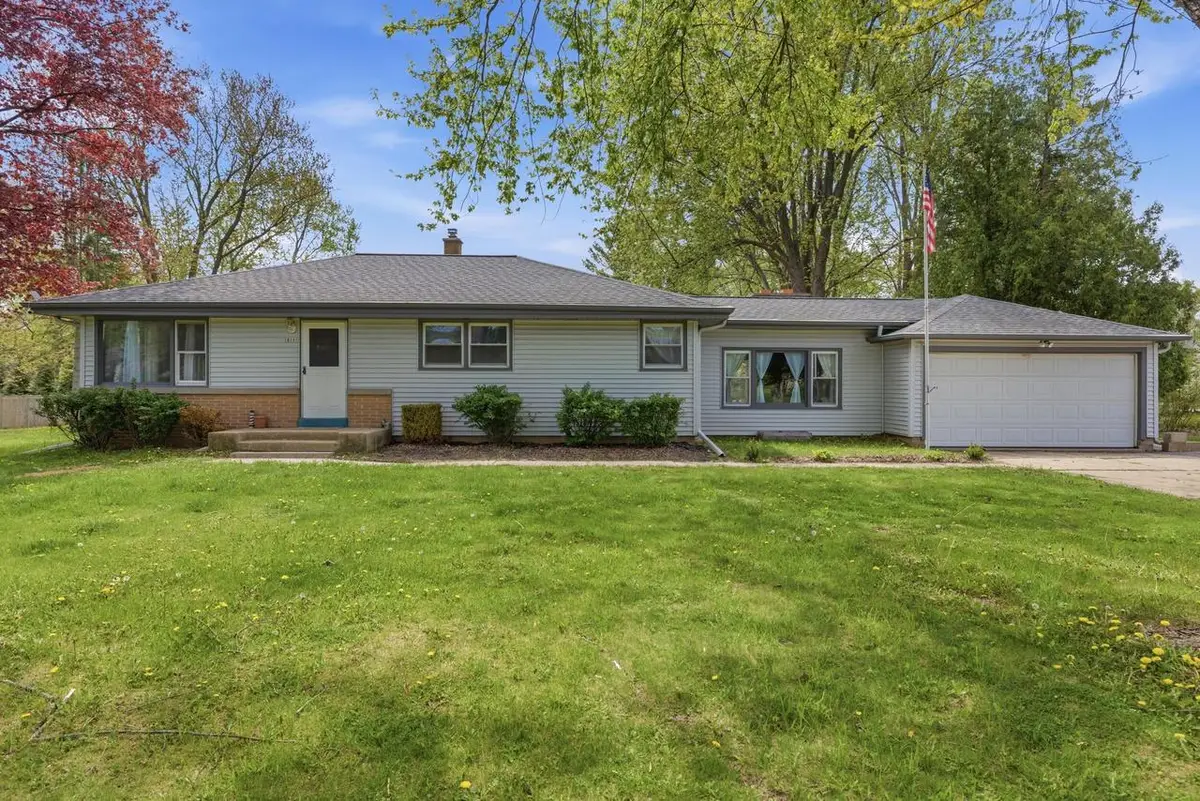 10101 Beechwood AVENUE, Milwaukee, WI 53224 - #1