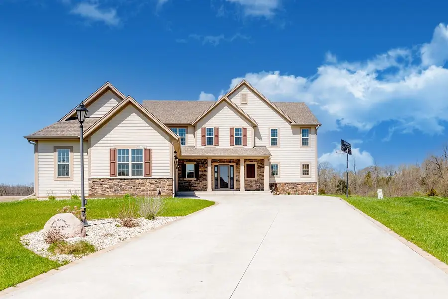 N88W18648 Duke STREET, Menomonee Falls, WI 53051 - #3