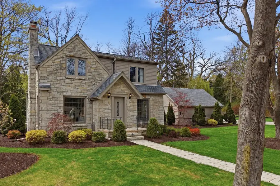 7505 Links WAY, Fox Point, WI 53217 - #2