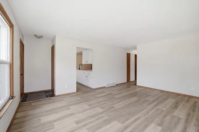 10915 Harvard LANE, Wauwatosa, WI 53226 - #3